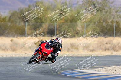 media/Jan-09-2022-SoCal Trackdays (Sun) [[2b1fec8404]]/Turn 6 (1035am)/